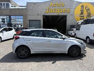 Coche accidentado Hyundai I-20 1.2I PLAY 2017/12