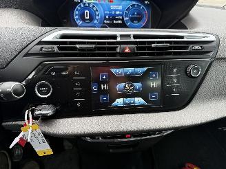 Citroën C4-picasso 1.2 INTENS / 7SEAT picture 18