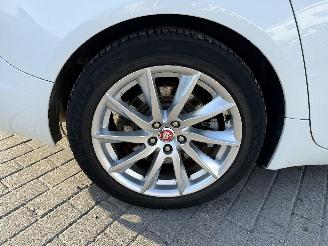 Jaguar XF 2.2D LUXURY picture 22