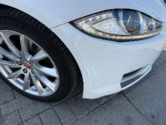 Jaguar XF 2.2D LUXURY picture 21