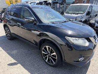 Schadeauto Nissan X-Trail ENGINE OUT 2018/7