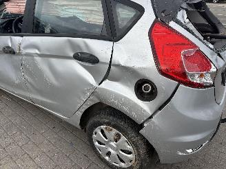 Ford Fiesta  picture 13