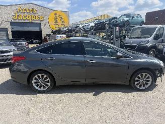 skadebil auto Hyundai I-40 1.7 CRDI STYLE 2014/10