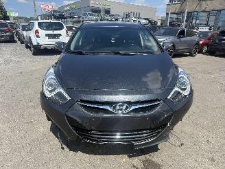 Hyundai I-40 1.7 CRDI STYLE picture 3