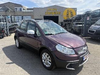 uszkodzony samochody osobowe Fiat Sedici 1.6 EASY 2012/11