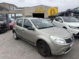 Unfallwagen Dacia Sandero 1.2B 2010/5