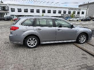 Subaru Legacy 2.0D AWD 4X4 picture 5