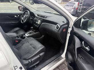 Nissan Qashqai 1.2 AUTOMAAT picture 11