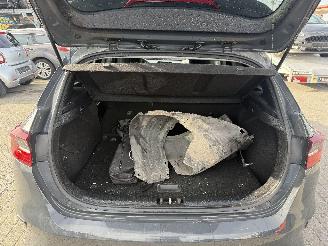 Kia Ceed 1.0T GDI DYNAMIC picture 18