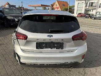 Ford Focus 1.0 ECOBOOST MHEV picture 4