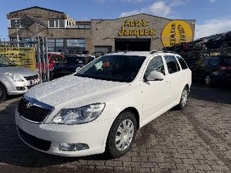 Schadeauto Skoda Octavia 1.6 CR TDI 2012/2