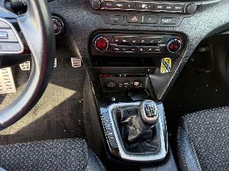 Kia Ceed 1.0 T-GDI picture 18