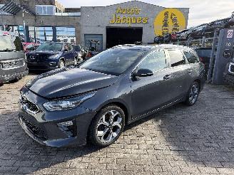 Voiture accidenté Kia Ceed 1.0 T-GDI 2020/1