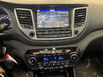 Hyundai Tucson PANORAMA picture 15