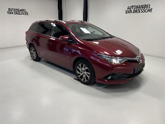 Voiture accidenté Toyota Auris Touring Sports HYBRIDE 2019/2