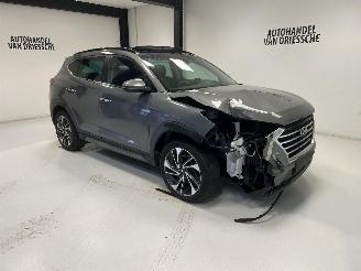 Coche accidentado Hyundai Tucson AUTOMAAT/PANORAMA 2020/3