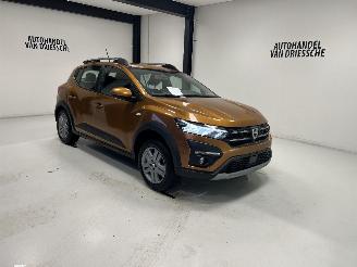 damaged passenger cars Dacia Sandero STEPWAY 2022/2