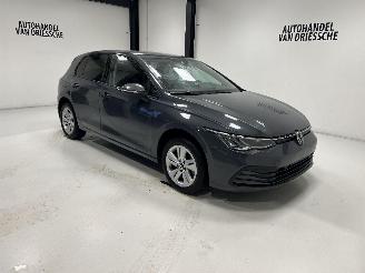 damaged passenger cars Volkswagen Golf DSG 2022/5