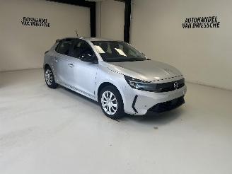 Schadeauto Opel Corsa AUTOMATIQUE 2024/10
