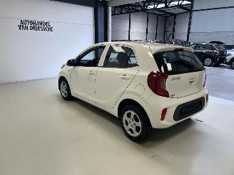 Kia Picanto  picture 6