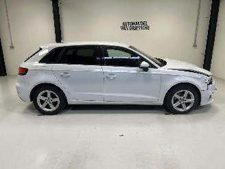 Audi A3 S-TRONIC picture 2