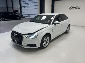 Audi A3 S-TRONIC picture 6