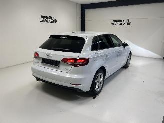 Audi A3 S-TRONIC picture 3