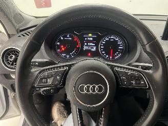 Audi A3 S-TRONIC picture 11