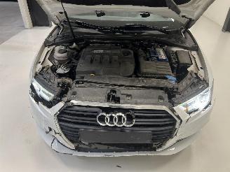 Audi A3 S-TRONIC picture 8