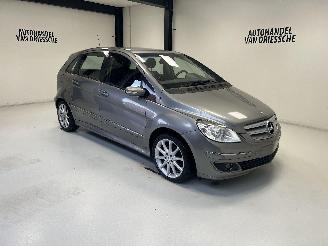 Schadeauto Mercedes B-klasse  2006/9