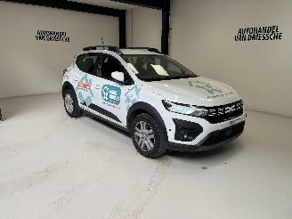 skadebil auto Dacia Sandero LPG- BENZINE 2023/12