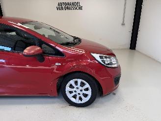Kia Rio  picture 3