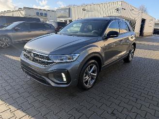 Vaurioauto  passenger cars Volkswagen T-Roc R-Line 1.5 TSI 2025/6