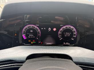 Volkswagen Golf 1.5 eTSI 110kw energy picture 9