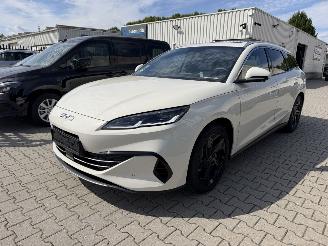 uszkodzony samochody osobowe BYD SEAL 6 Touring 1.5 phev dm-i 156 kw comfort lite plug-inn 2026/5