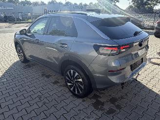 Volkswagen T-Roc 1.5 eTSI DSG 85 KW Life picture 6