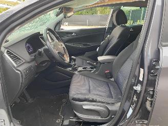 Hyundai Tucson 1.6 I picture 20