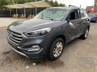 Hyundai Tucson 1.6 I picture 9