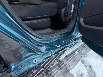 Peugeot 2008 ALLURE picture 4