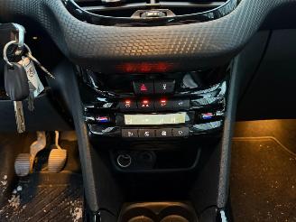 Peugeot 2008 ALLURE picture 29