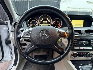 Mercedes C-klasse C180 picture 24