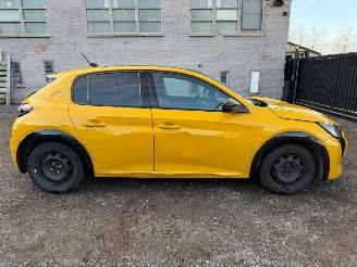 Unfallwagen Peugeot 208 II GT LINE 2021/1