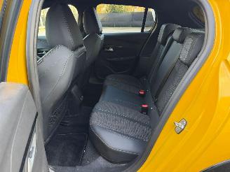 Peugeot 208 II GT LINE picture 19