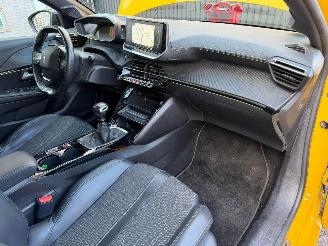 Peugeot 208 II GT LINE picture 23