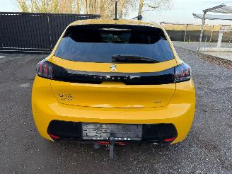 Peugeot 208 II GT LINE picture 12