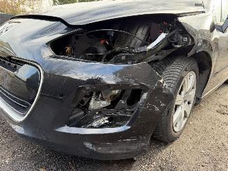 Peugeot 308 1.6HDI picture 8