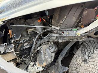 Peugeot 308 1.6HDI picture 10