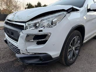 Peugeot 4008 ALLURE picture 9