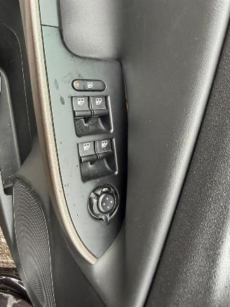 Alfa Romeo Giulietta 1.6 D picture 32