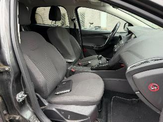 Ford Focus TITANIUM picture 22